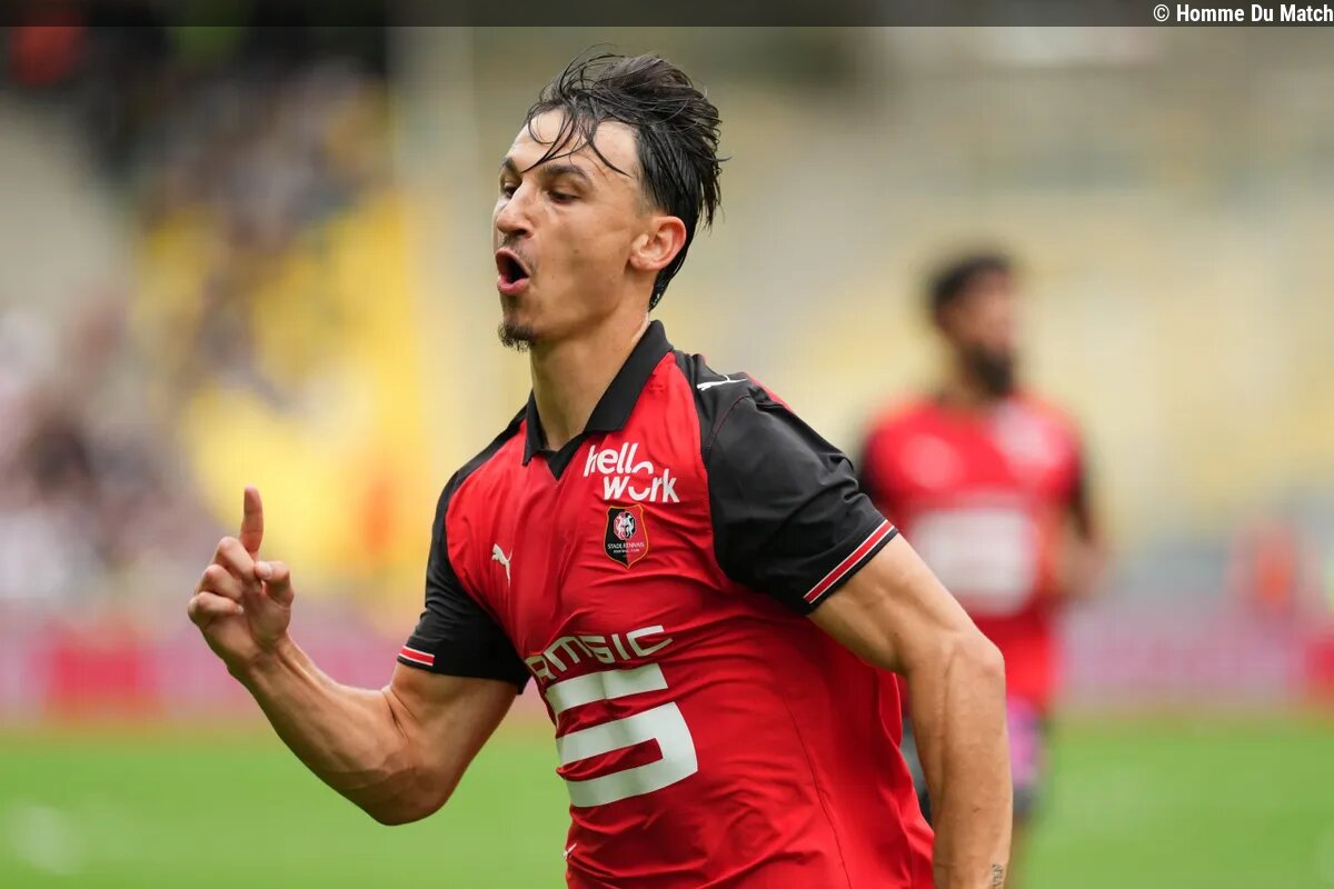 Lepaul pourrait quitter le club et débarquer avec Kalimuendo à Stuttgart