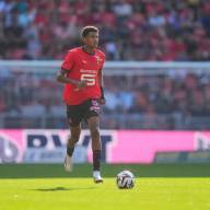 Coup dur pour Rennes, son crack veut partir