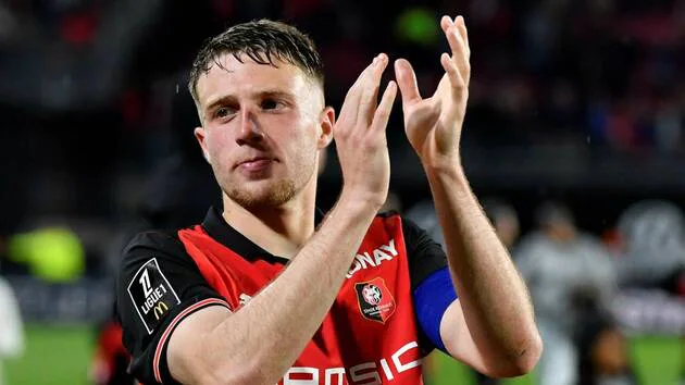 Bournemouth tente de recruter le capitaine du Stade Rennais Adrien Truffert