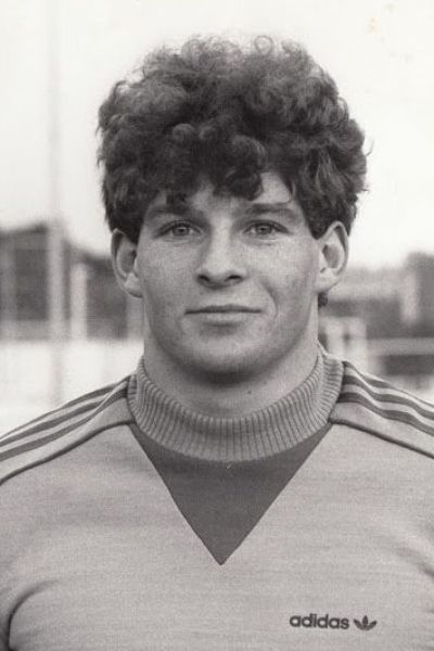 alain-doare-stade-rennais-1981-1988CD81F7C2-C9C2-2034-5D58-6C4244E11833.jpg
