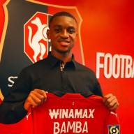 Rayan Bamba signe au Stade Rennais