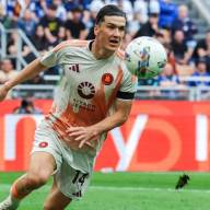Rennes a pris des renseignements sur Eldor Shomurodov