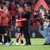 Je joue pour le Stade Rennais et on est une famille maintenant
