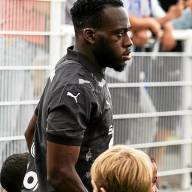 Arnaud Kalimuendo quitte le Stade Rennais pour l’Angleterre