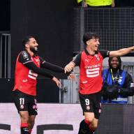 Rennes roule sur Strasbourg, Esteban Lepaul voit triple