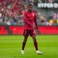 La Premier League pose un très gros chèque sur la table du Stade Rennais pour Cissé