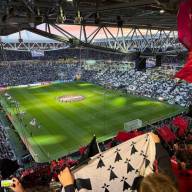 Les supporters obligés de retirer leurs chaussures